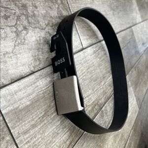 BOSS Black and Silver Wearable Tech NWT